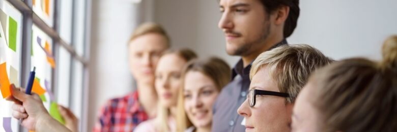 Das etwas andere Bildungscontrolling: Hamburger Weiterbildungsanbieter sichert Hygienemaßnahmen bei Veranstaltungsdienstleistern  ab – Durchführung offener Seminare gesichert