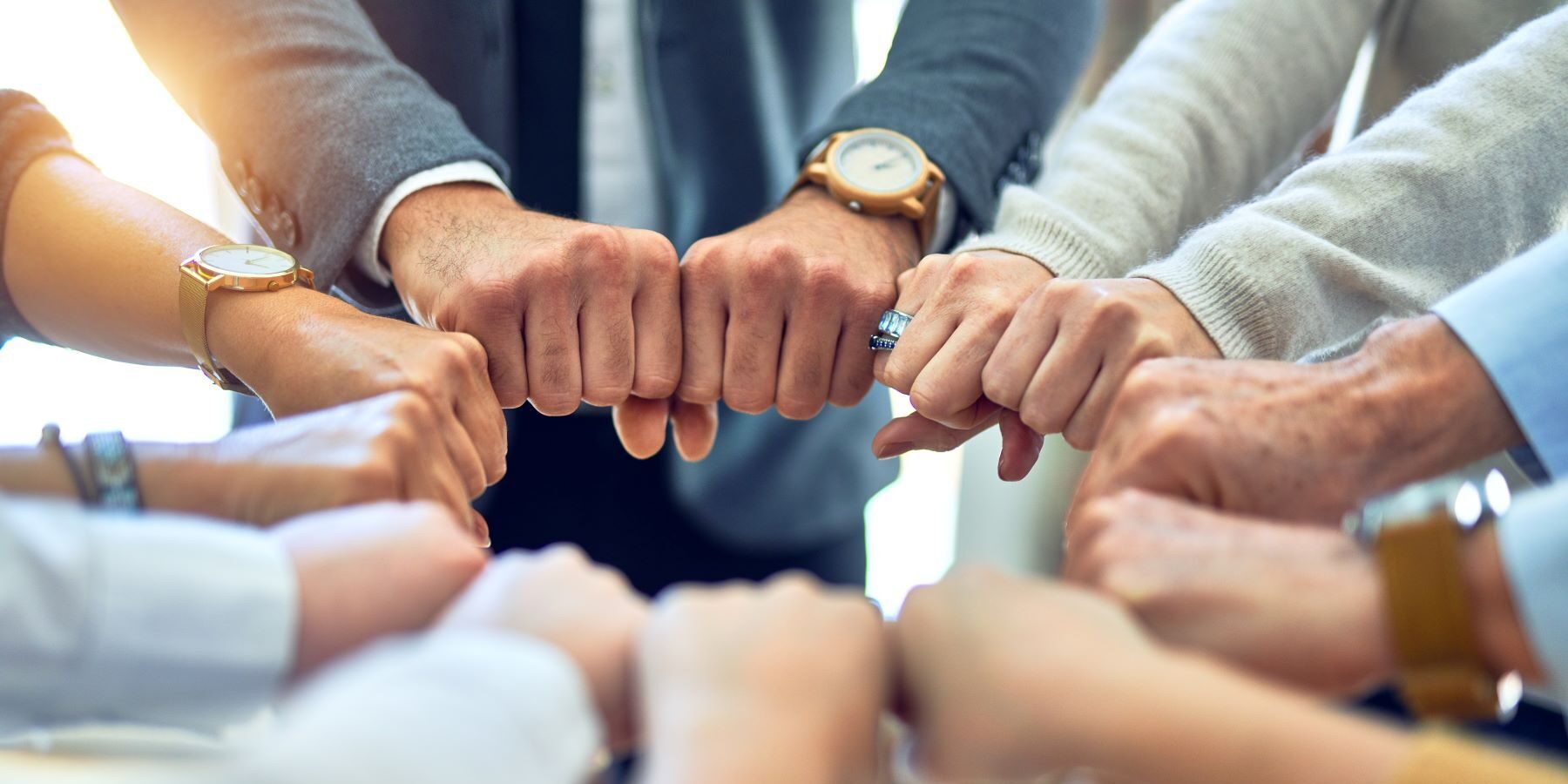 In Präsenz und im Onlineformat  - Deutscher Mittelstand setzt bei der Mitarbeiterentwicklung auf unsere bewährten Inhouse-Schulungen